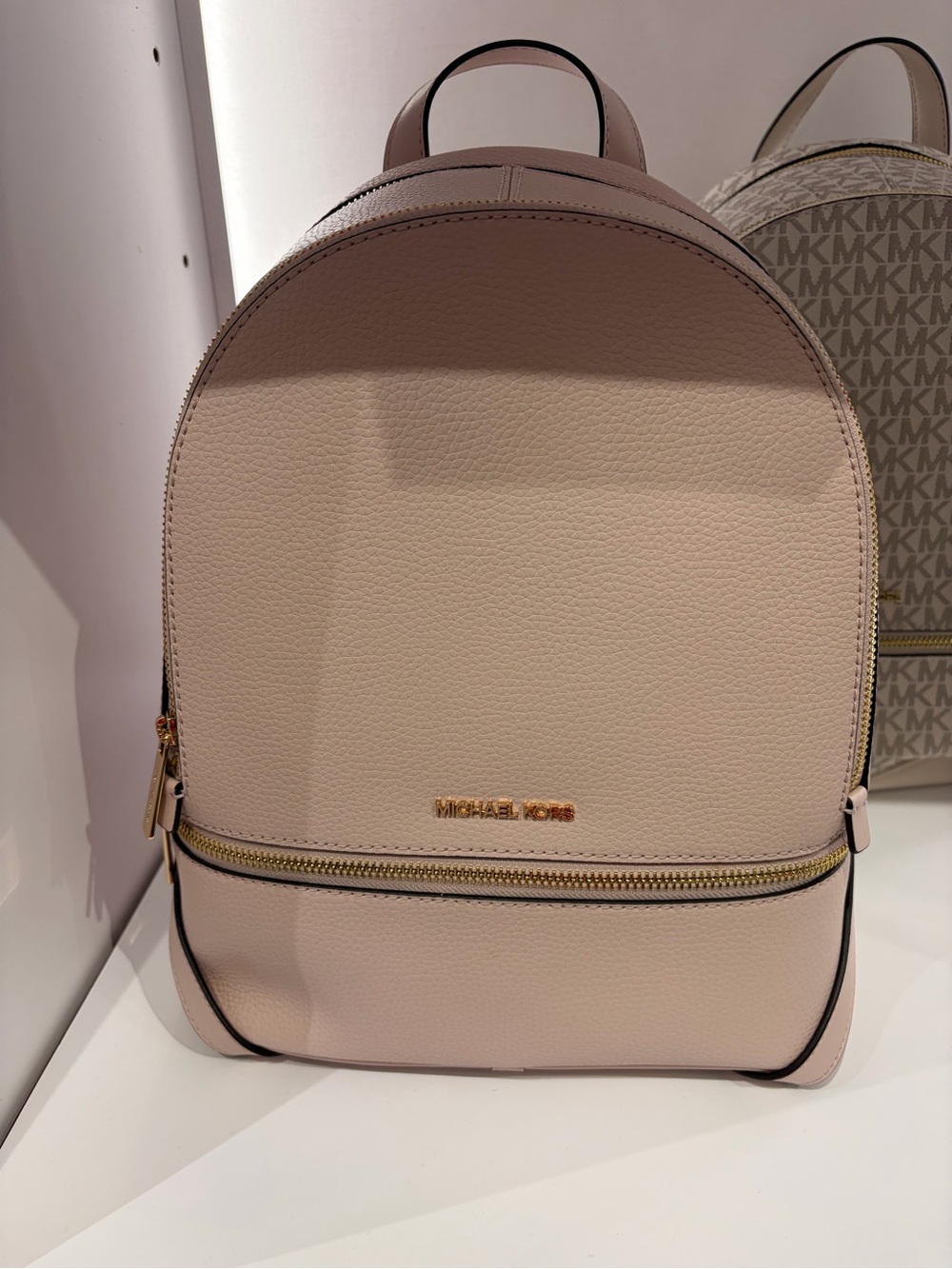 Michael Kors Rhea Backpack Medium cream new with tag